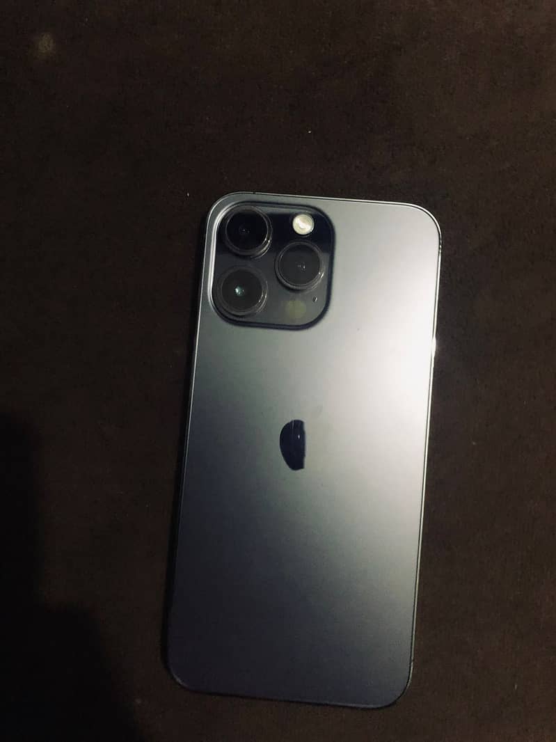 Apple iPhone 14 Pro Max 4