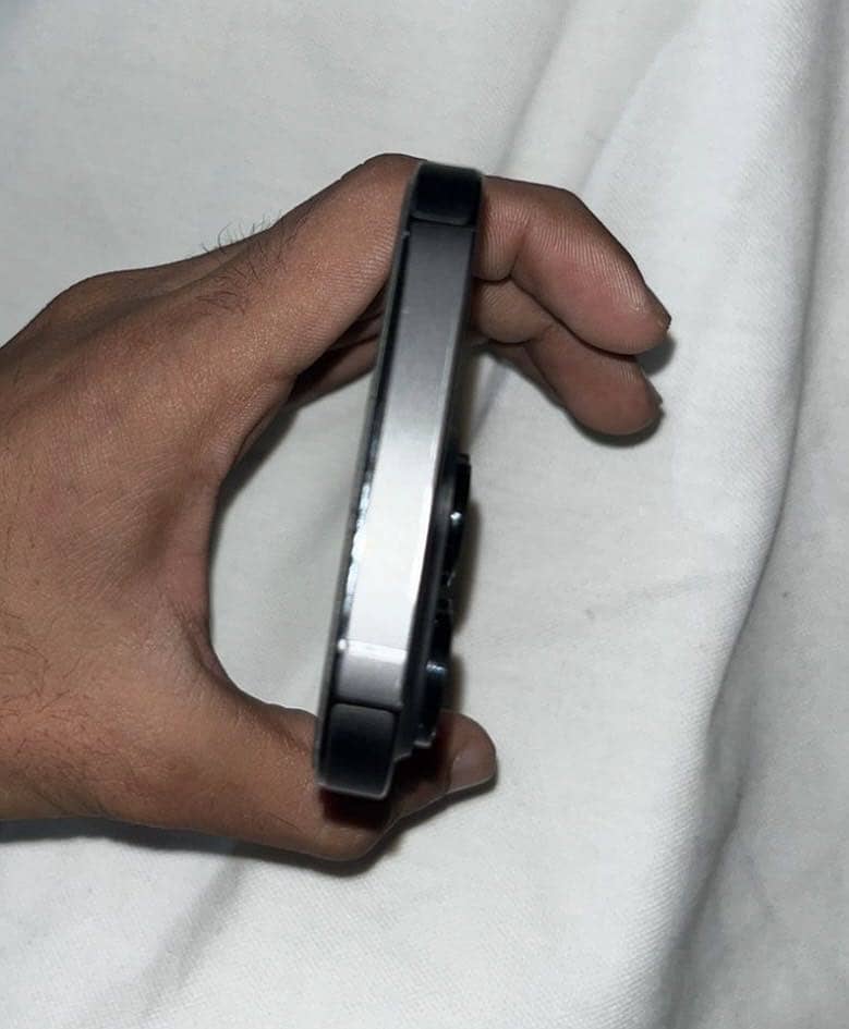 Apple iPhone 14 Pro 4