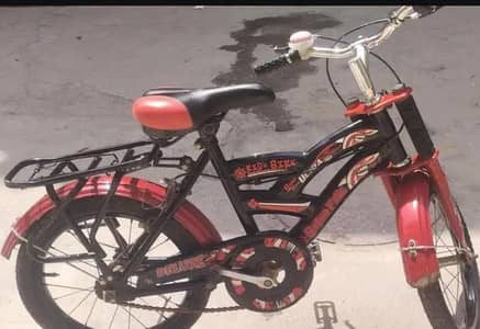 5-9 years baby cycle for sale, like as new