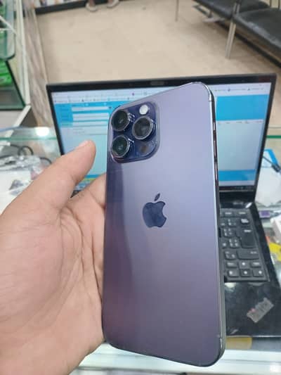Apple iPhone 14 Pro Max (deep purple)