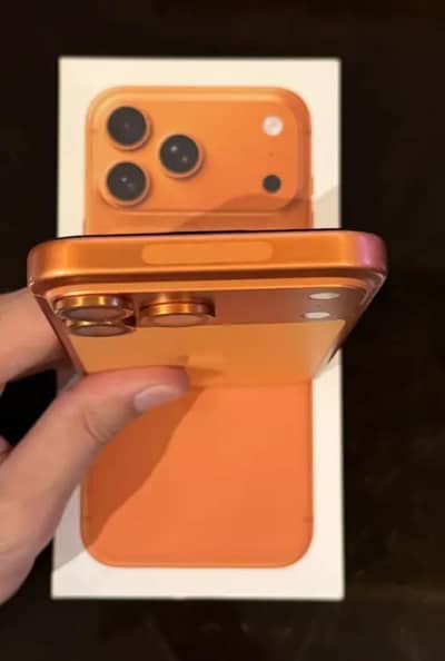 iphone 17 pro max 512 Cosmic orange