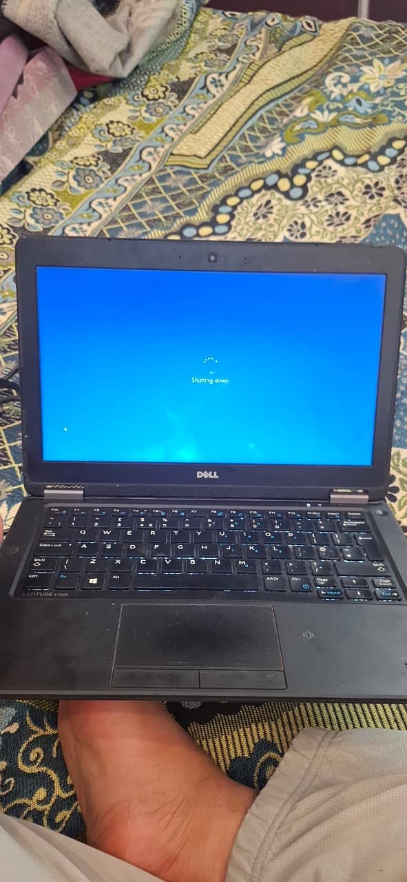dell laptop latitude E7250 0