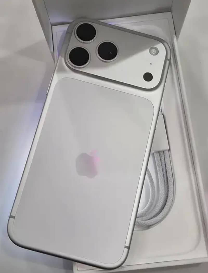 Apple iPhone 17 Pro Max 0