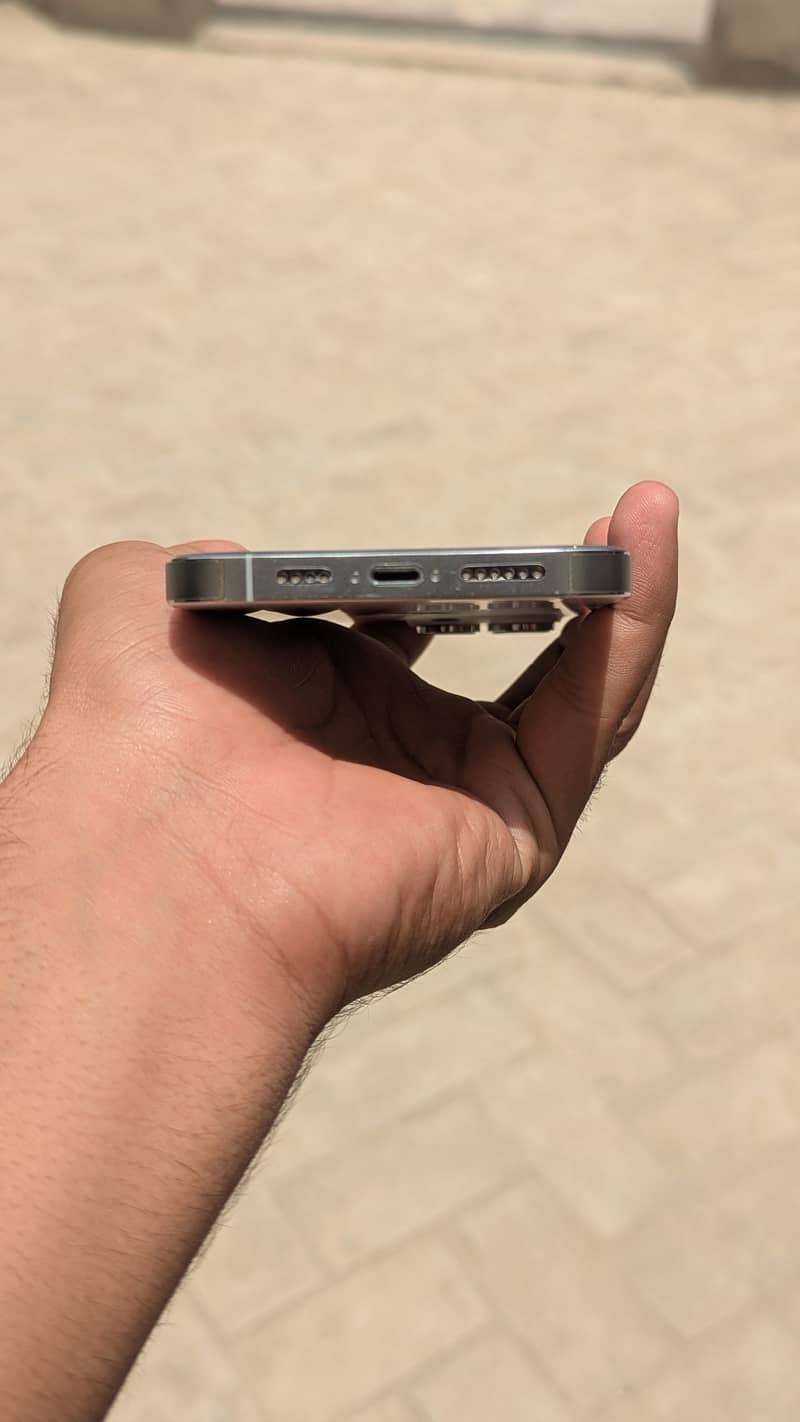 Apple iPhone 14 Pro Max 4