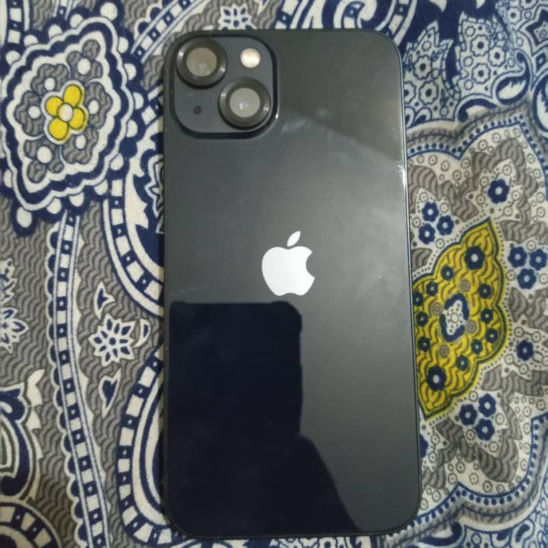 Apple iPhone 13 0