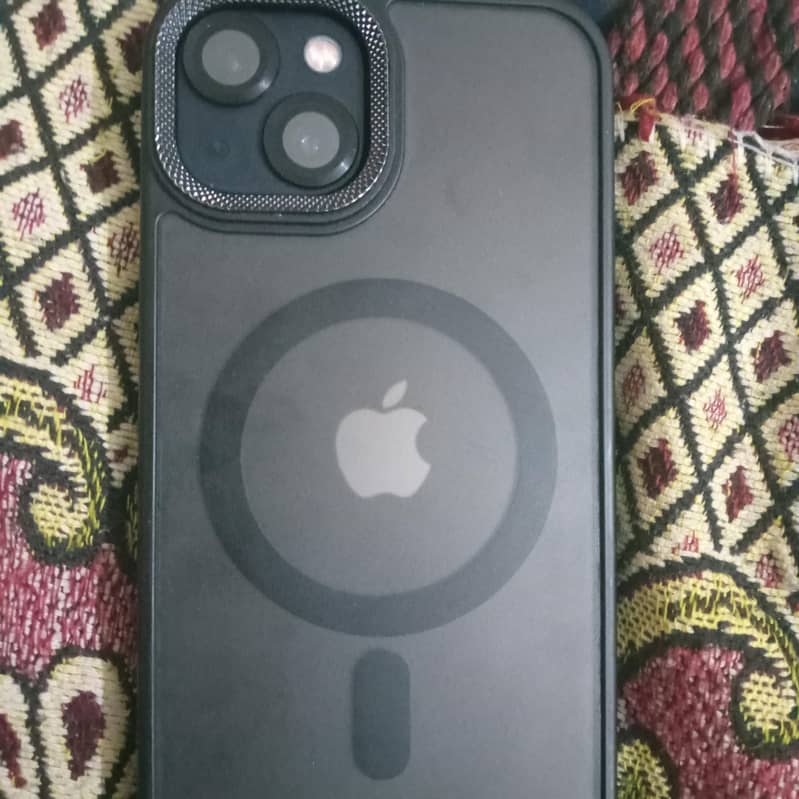 Apple iPhone 13 4