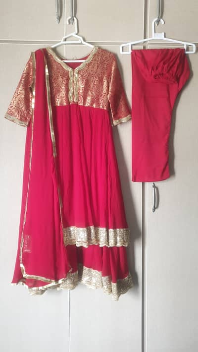 Designer Red Maxi Dress with Dupatta | Bridal Formal | New | Eastern