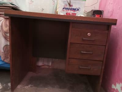 Writing Table / Office Table