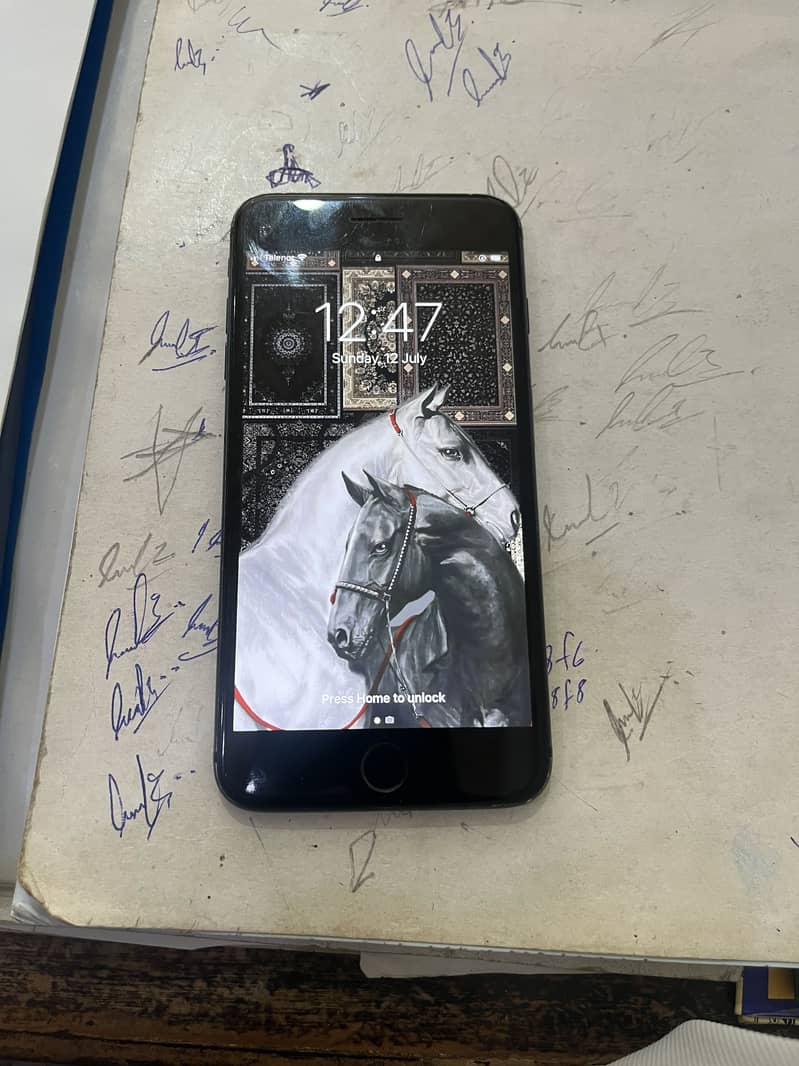 Apple iPhone 7 Plus 7