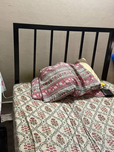 single iron bed with ortho mattress 1 year used