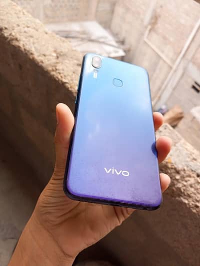 Vivo Y11