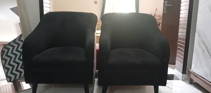 2 coffee chairs