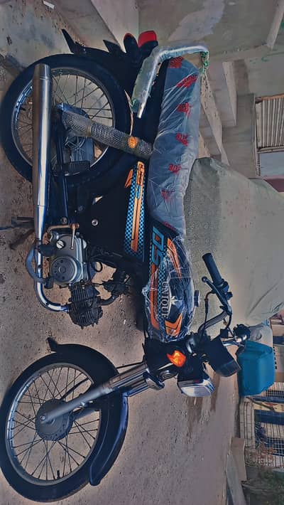Unique Xtreme UD 70 2025 0319 4725877 zada used nhi ki bike