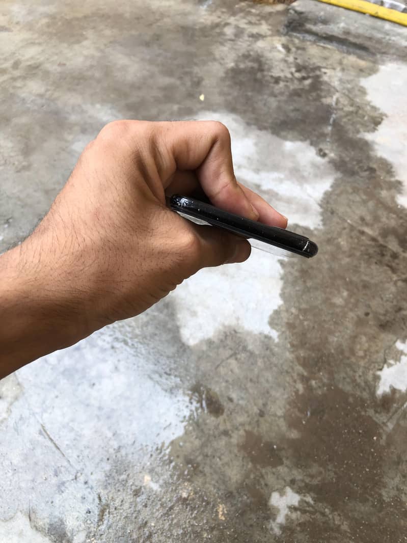 Apple iPhone 7 Plus 2