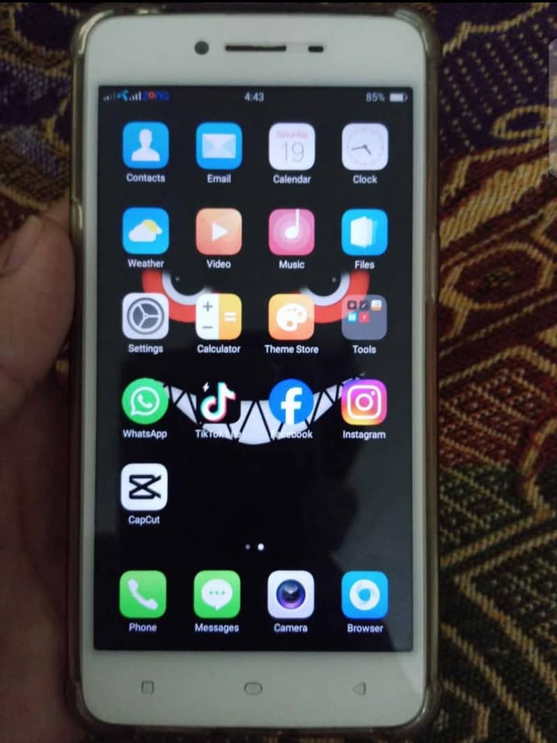 OPPO A37 1