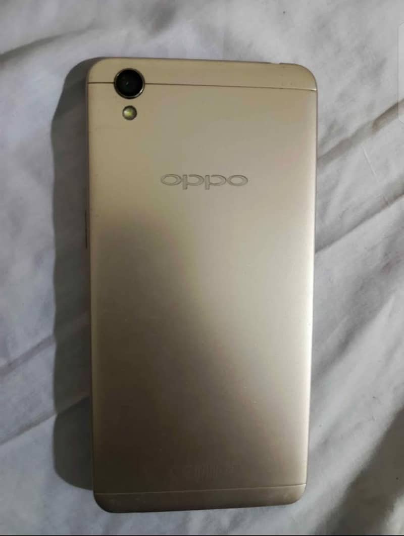 OPPO A37 2