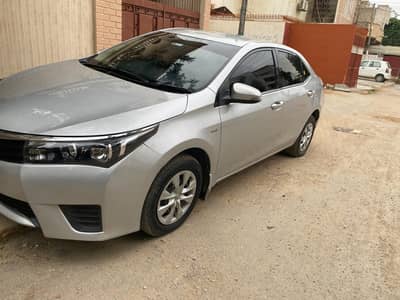 Toyota Corolla GLI 2017 bumper to bumper original manual like a new