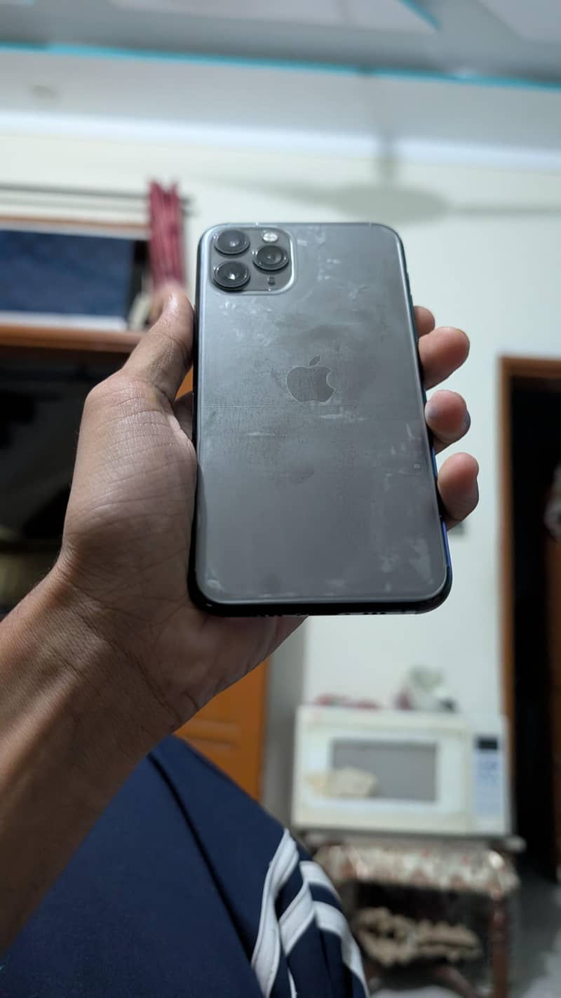 Iphone 11 pro 6