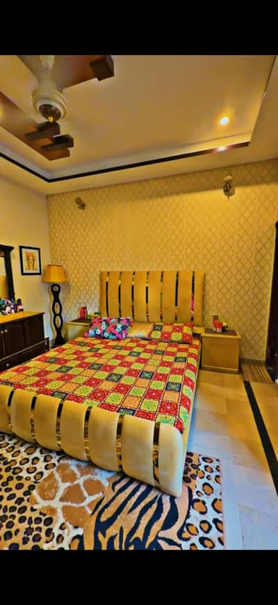 poshih old bed