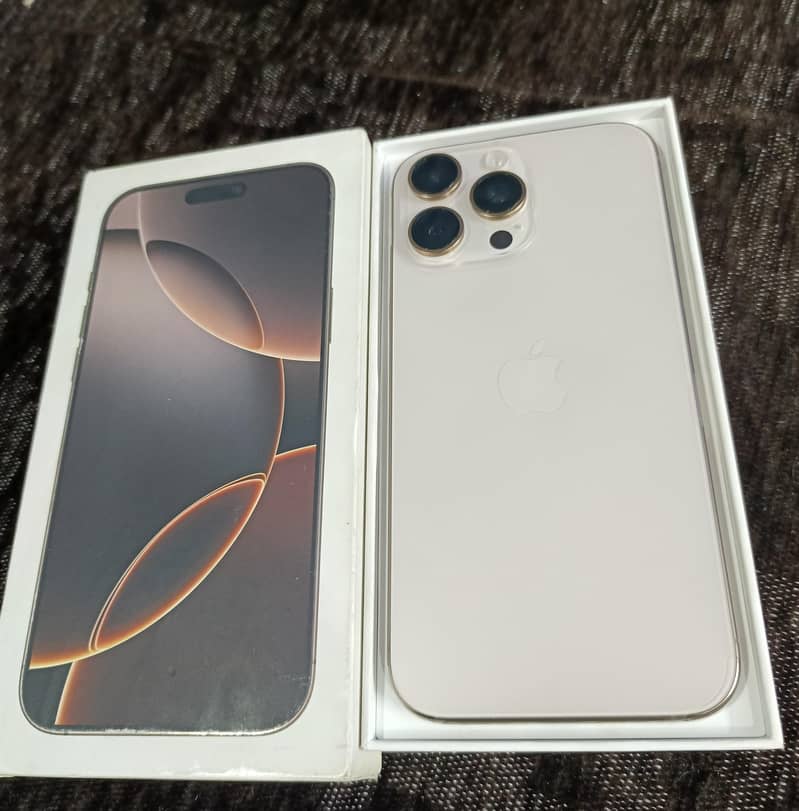 Apple iPhone 16 Pro Max 1