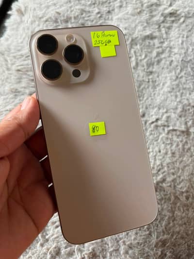 Apple iPhone 16 Pro Max