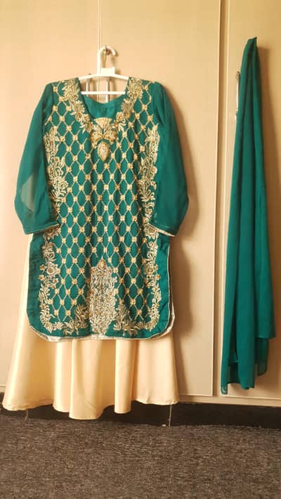 Designer Green Embroidered Dress with Lehenga & Dupatta | Formal Part