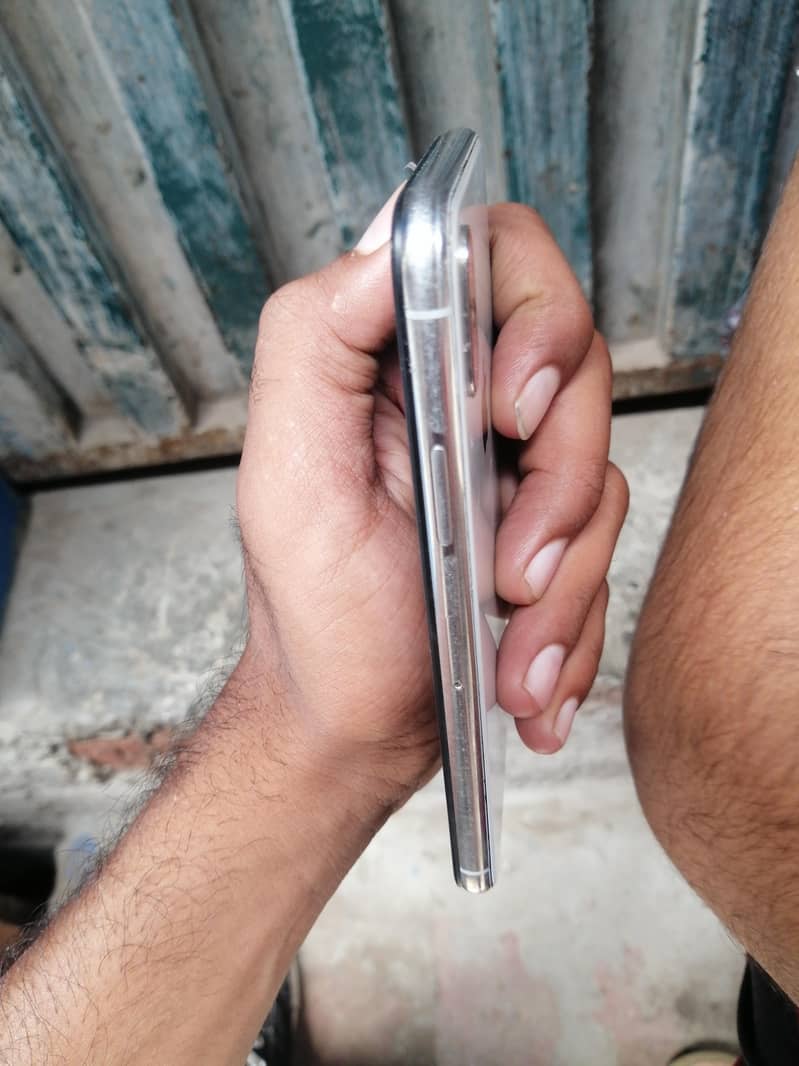 Apple iPhone X 1
