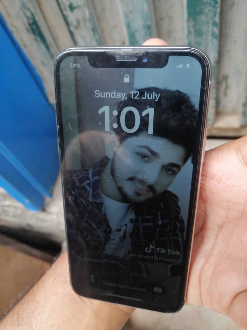 Apple iPhone X 2