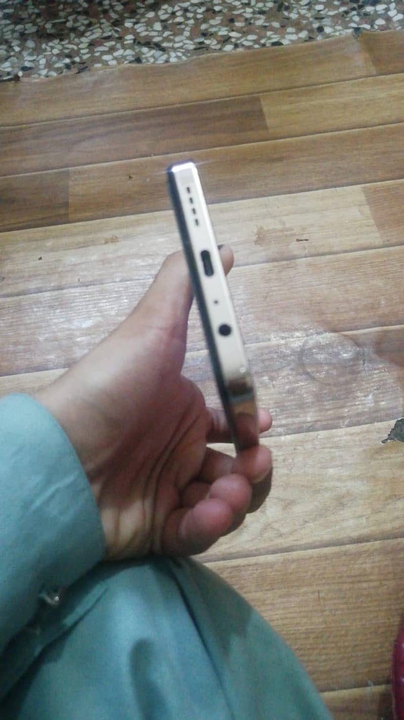 Infinix Note 30 1