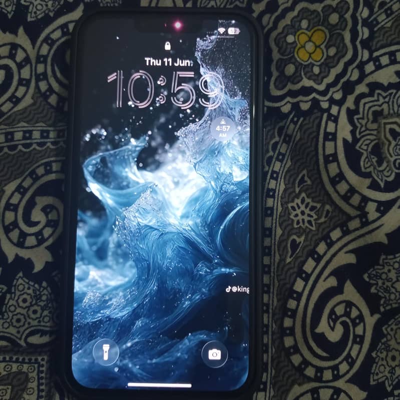 Apple iPhone 13 1