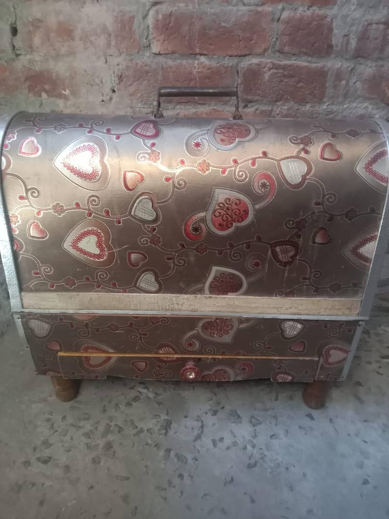Slaie machine . سلائی مشین 1