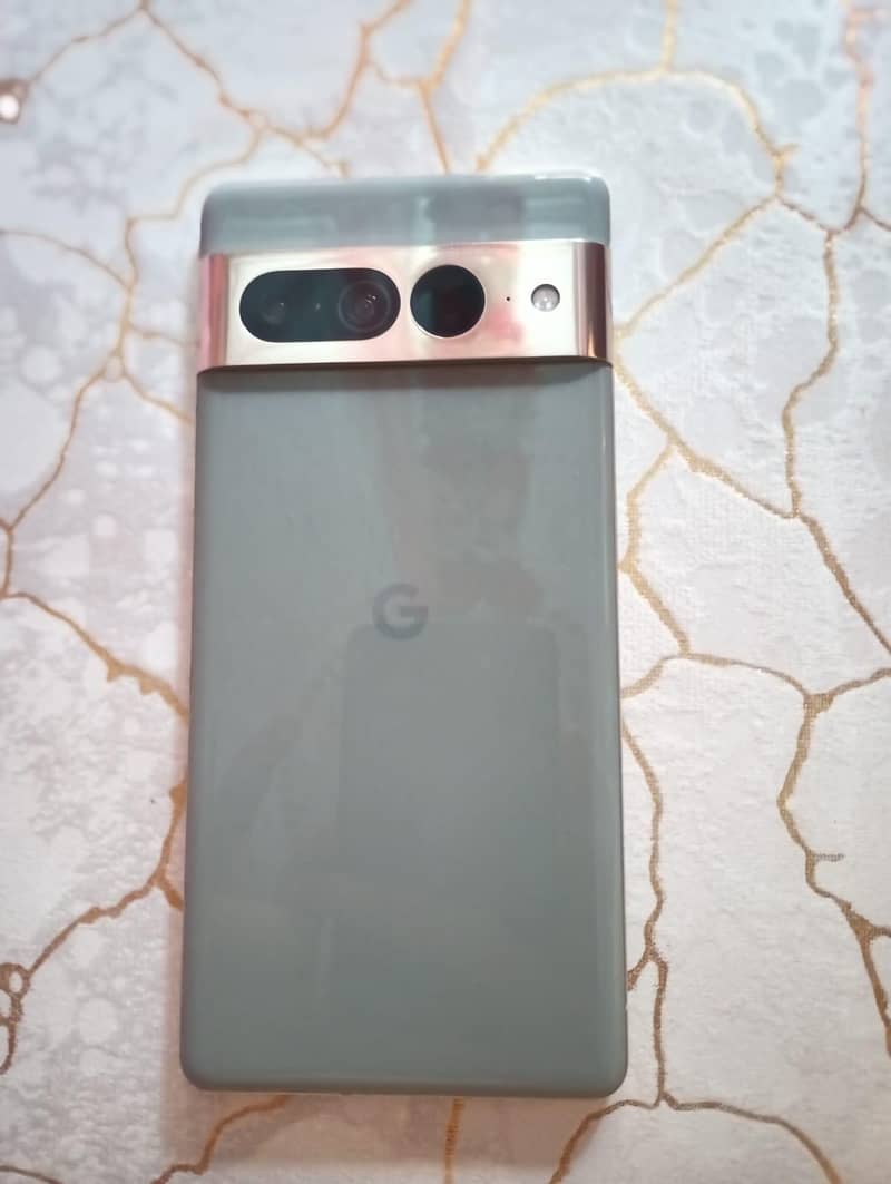 Google Pixel 7 Pro 2