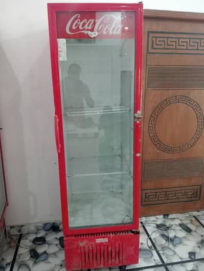 refrigerator fridge chillar available/0321/0833328/