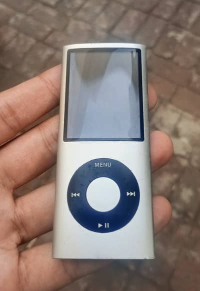 Apple Ipod Nano 4th Gen 16GB