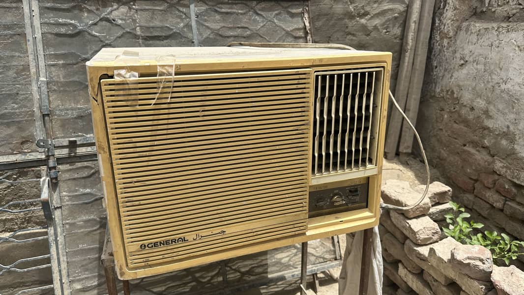 General window ac 1