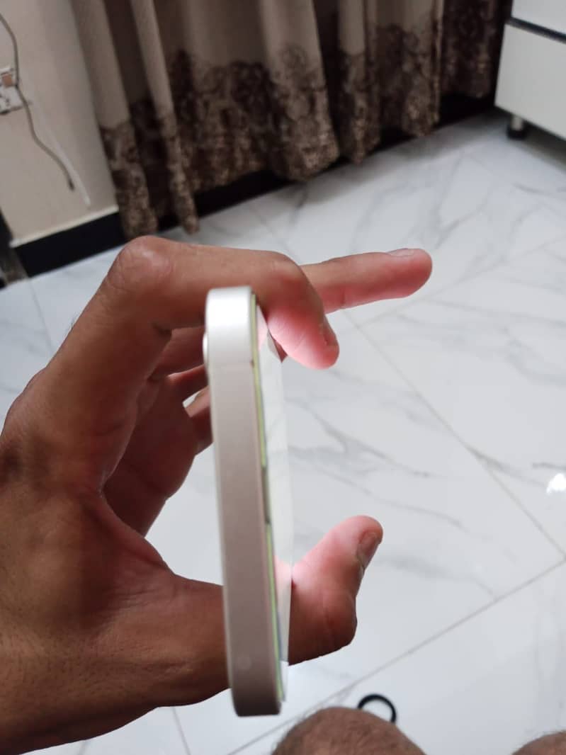 Apple iPhone 12 2