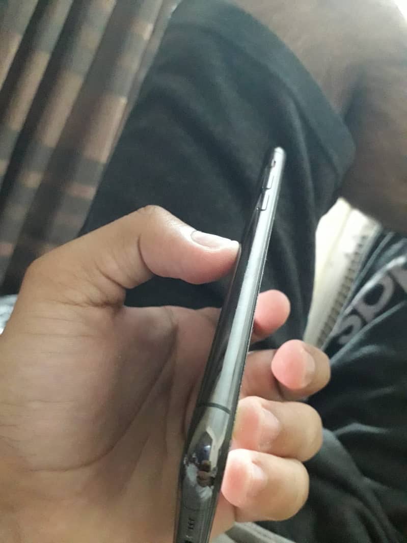 Apple iPhone 11 Pro PTA Approved 3
