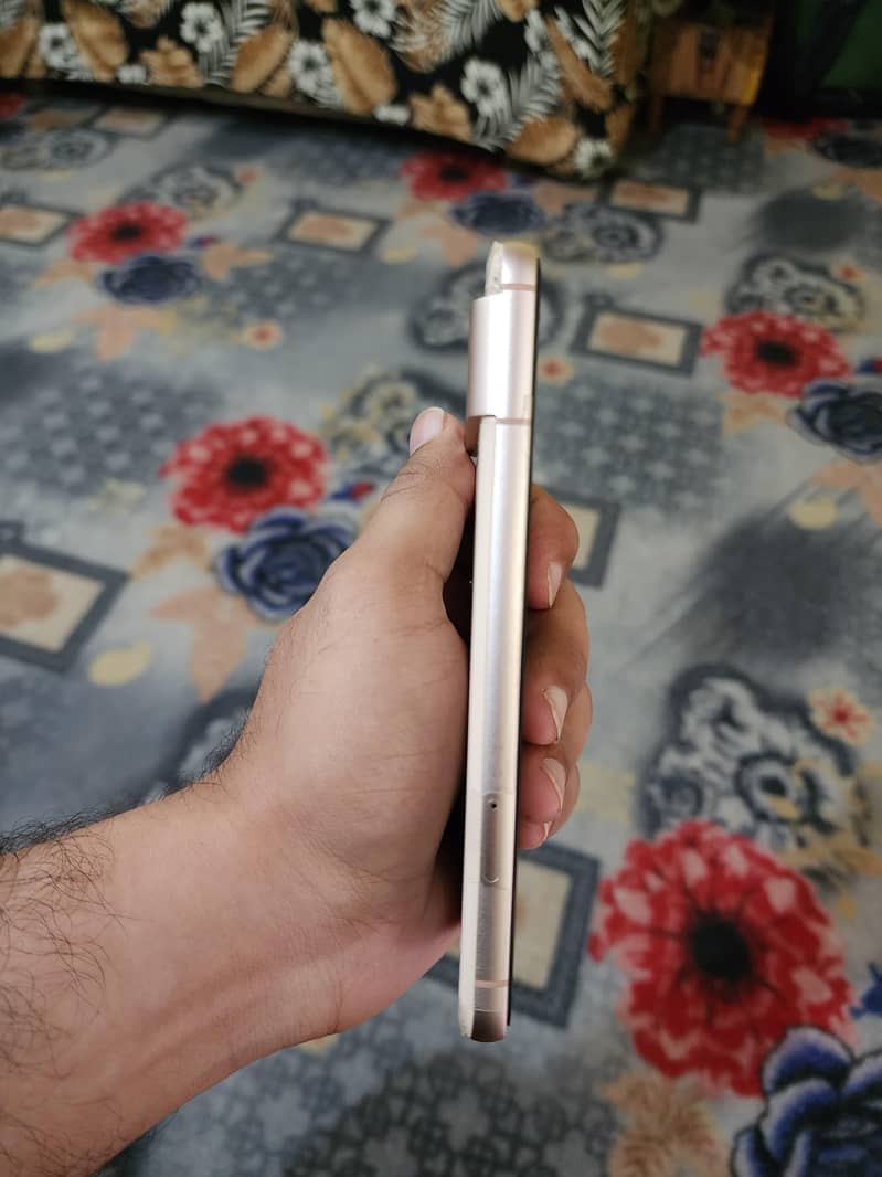 Google Pixel 8 3
