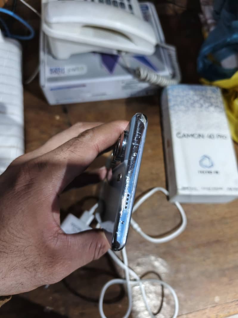 Tecno CAMON 40 Pro 3