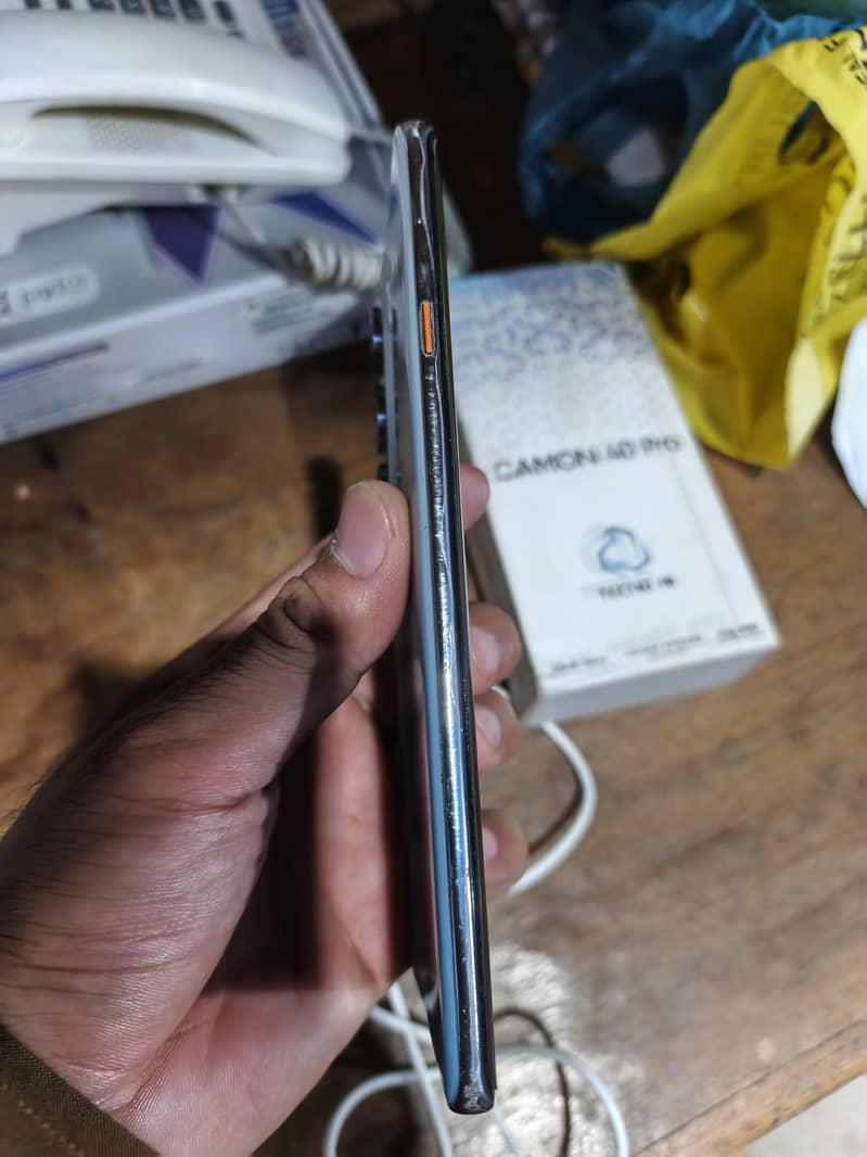 Tecno CAMON 40 Pro 5