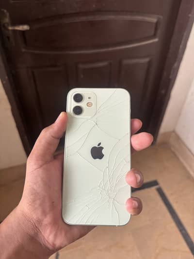 Apple iPhone 12