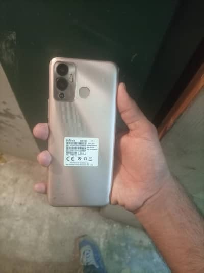 Infinix Hot 12 Play condi 10 by 10 hr chraz ok ha0327/01914/55