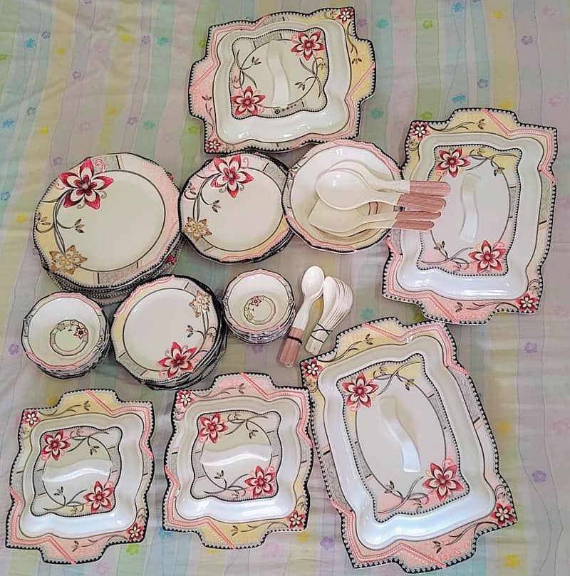 Dinner set 68 pcs 0