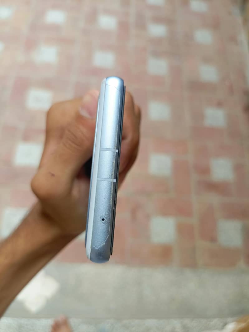 Google Pixel 7a 2