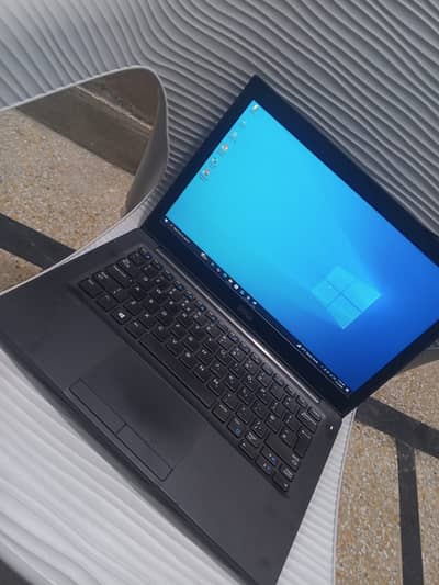 Dell Latitude 7280 | i5 7th Gen | 8GB | 256GB NVMe SSD + Free Charger
