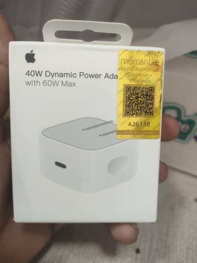 Apple iPhone 17 Pro Max 40w Dynamic charger