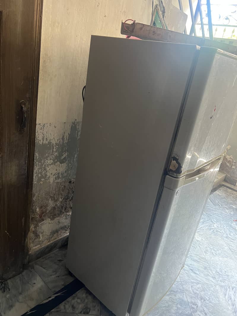 Dawlance refrigerator 3