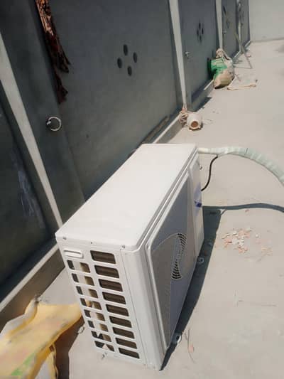 Haier AC DC invater 1.5ton whtsaap number 0314/67/23/435