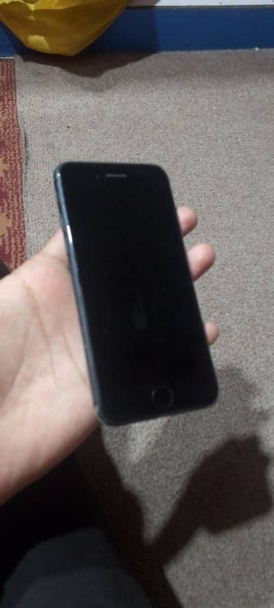 Apple iPhone 8