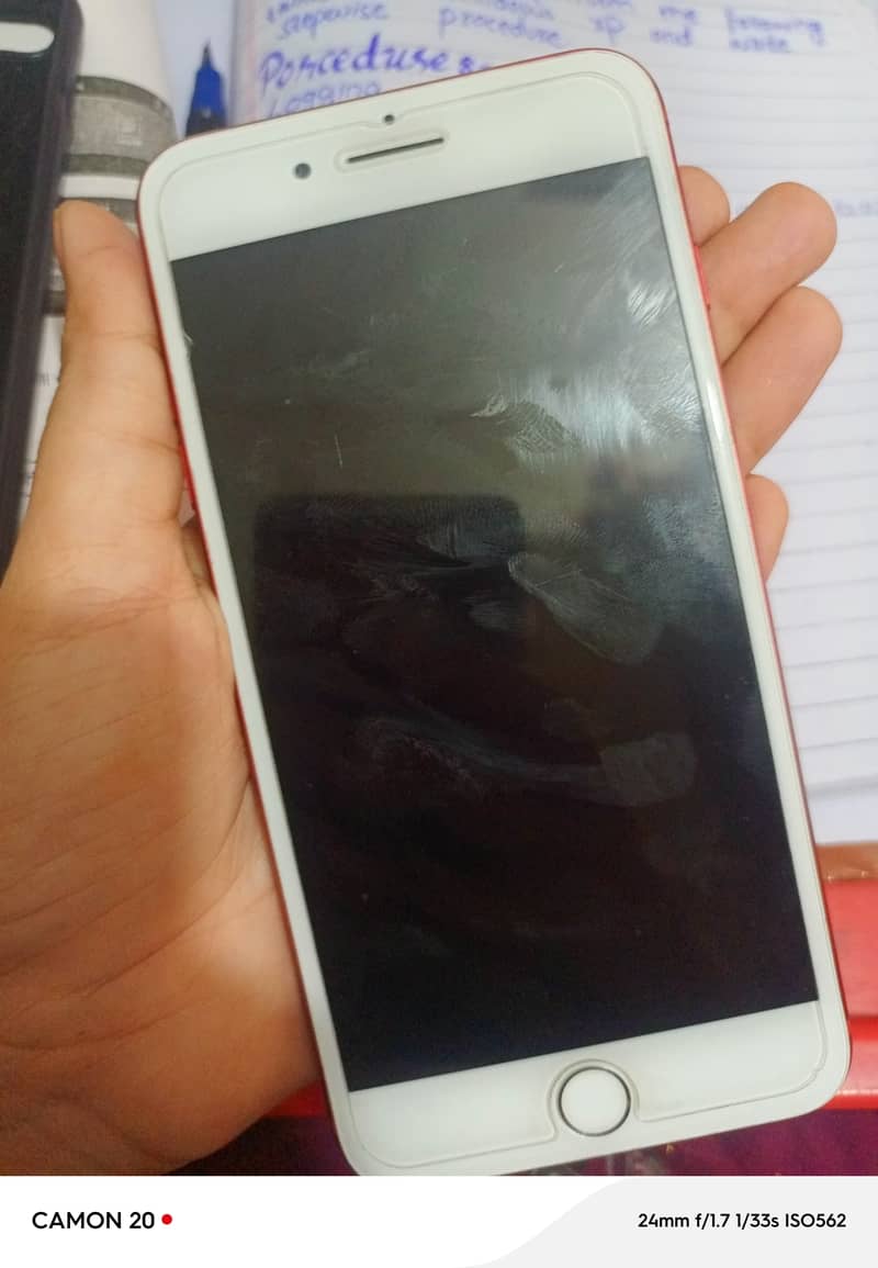 Apple iPhone 7 Plus 0